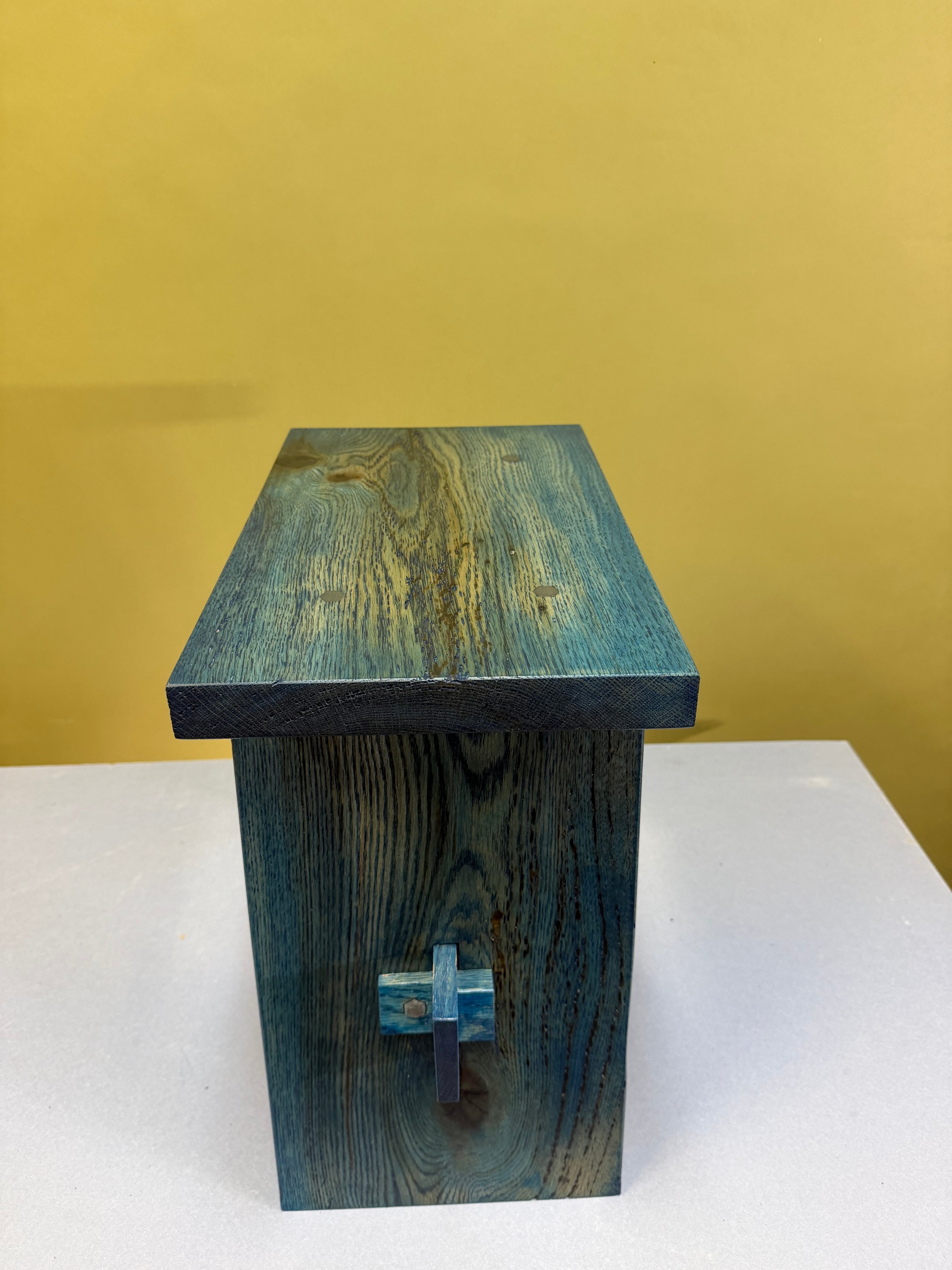 10"x17"x17" Blue Stain Blackett Bench