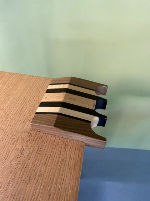 3 Place Hardwood Pool Cue Claw w/ Walnut, Wenge, Hickory and Maple With Bevel Top Design